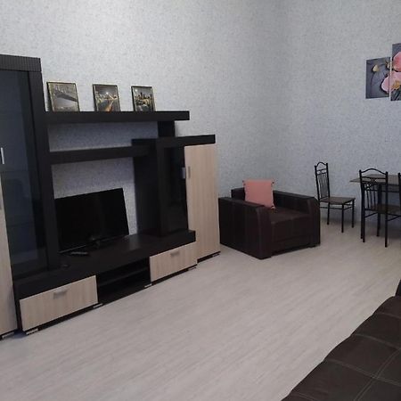 Apartment Theatre Shepkina 2 Rooms II Szumi Kültér fotó